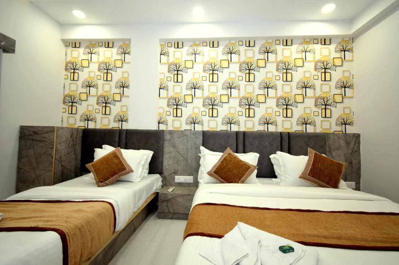 Hotel A1 Vastrapur Ahmedabad Eksteriør billede